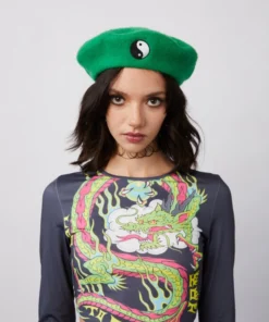 New Girl Order EMBROIDERED BERET WITH YING & YANG SYMBOL - GREEN Tops