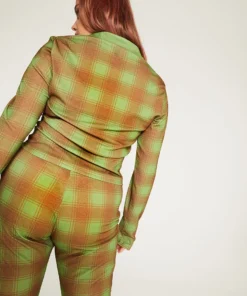 New Girl Order ALL OVER PRINT CHECK SHIRT CURVE